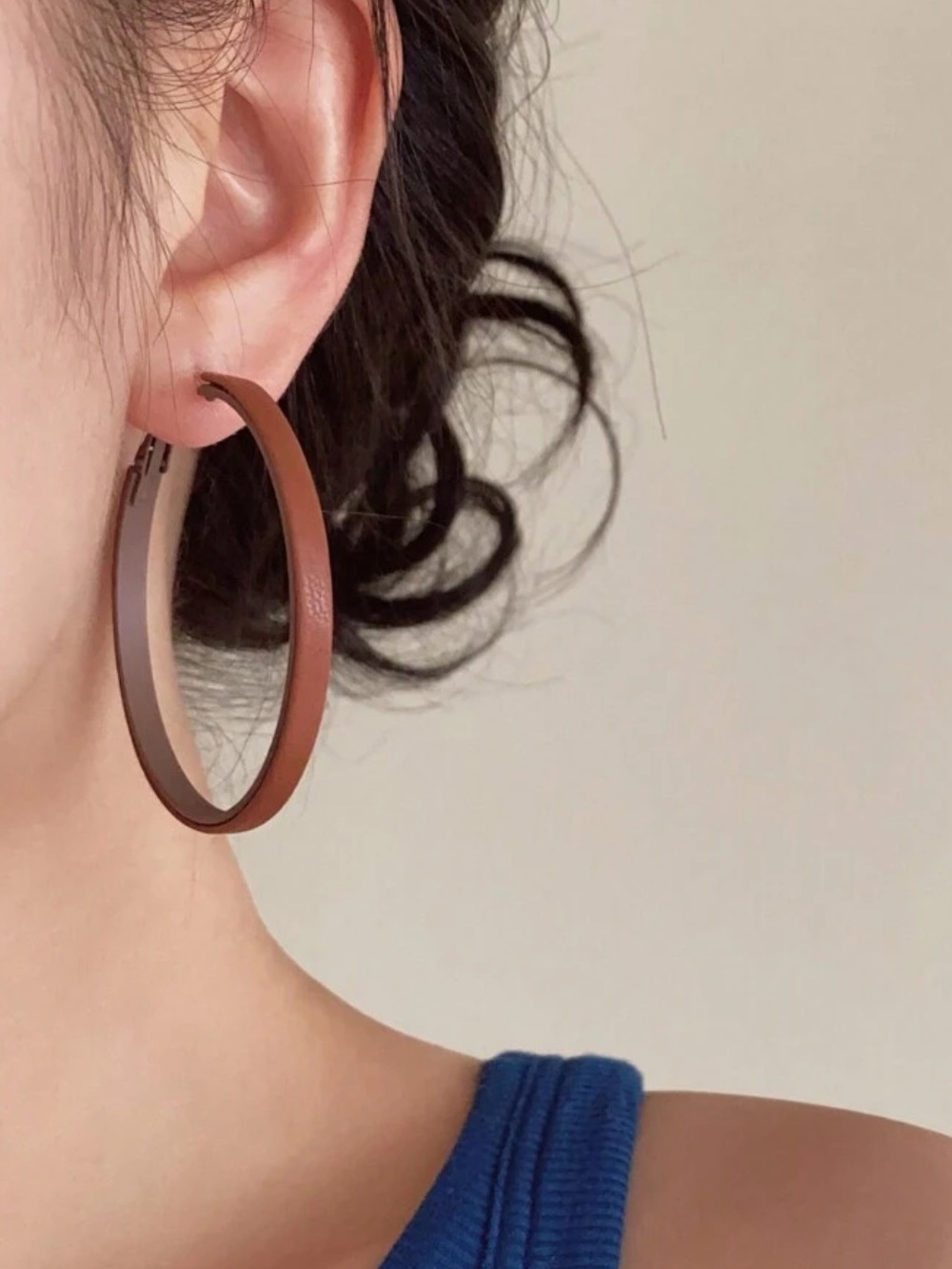 Retro faux Leather Round brown Hoop Earrings